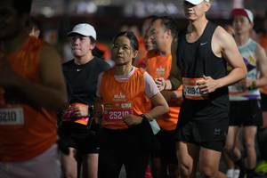 BIB: 5210, 25210, 21948
                            <button type="button" onclick="openModal(21019378)" class="btn btn-primary btn-sm float-right btn-popup" data-toggle="modal" data-target=".modal-high-quality">
                        <i class="fas fa-shopping-cart"></i> Add to Cart
                    </button>
                                            <button type="button" onclick="isThisMe(21019378, true)" class="btn btn-success btn-sm float-right btn-popup btn-isme hidden" data-toggle="tooltip" data-placement="bottom" title="นี่คือรูปของคุณใช่ไหม คลิกที่นี่เพื่อเอาเข้าอัลบั้ม">
                        <i class="fas fa-plus"></i> Add to album
                    </button>
                    <button type="button" onclick="isThisMe(21019378, false)" class="btn btn-warning btn-sm float-right btn-popup btn-isnotme hidden">
                        <i class="fas fa-ban"></i> Remove from album
                    </button>
